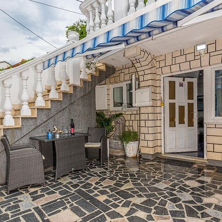 Villa Lara Кленовица Екстериор снимка