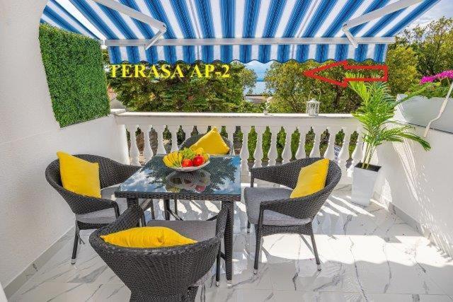 Villa Lara Кленовица Екстериор снимка